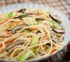 1623 Vegetable & Chinese Mushroom on Crispy Noodle